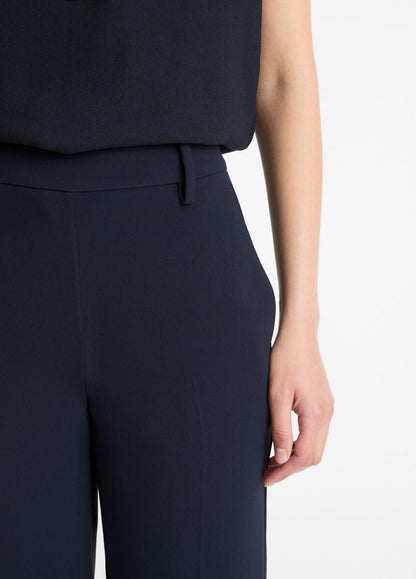 VINCE Women Crepe Tapered Pull-On Pant in Trousers