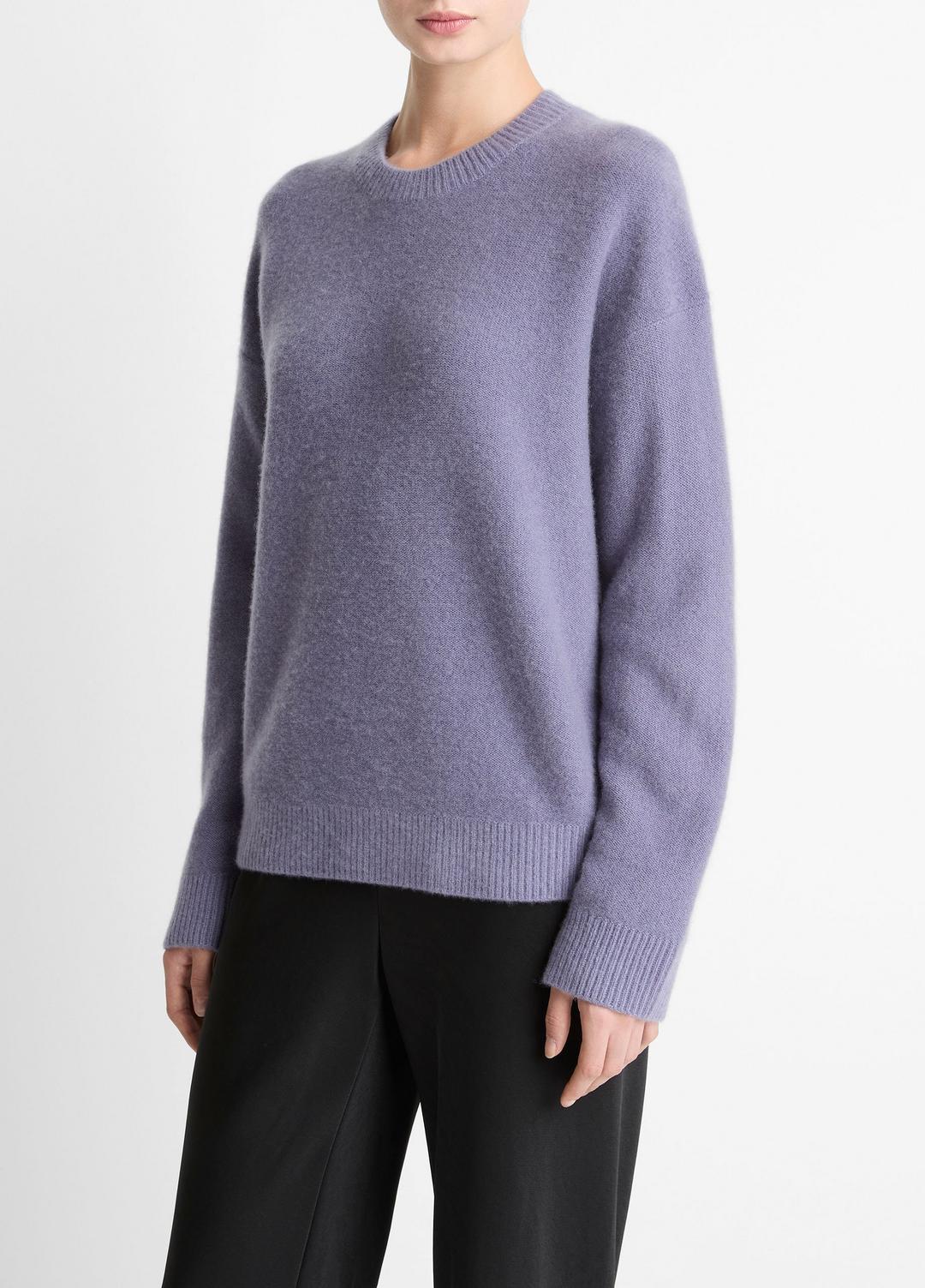 VINCE Women Plush Cashmere Crew Neck Sweater in Crew Neck