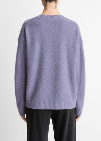 VINCE Women Plush Cashmere Crew Neck Sweater in Crew Neck