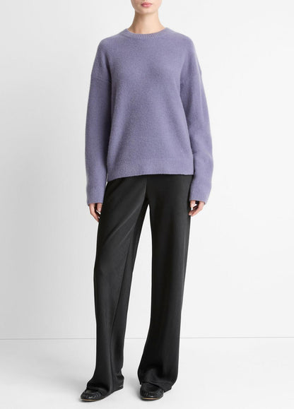 VINCE Women Plush Cashmere Crew Neck Sweater in Crew Neck