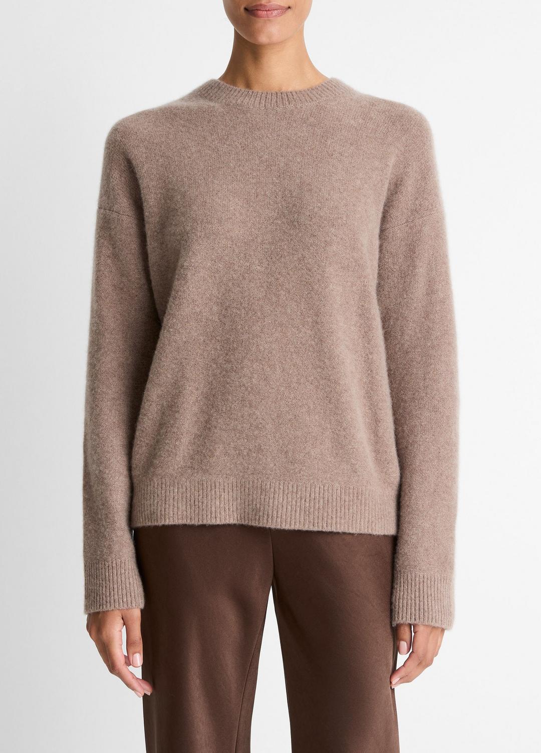 VINCE Women Plush Cashmere Crew Neck Sweater in Crew Neck