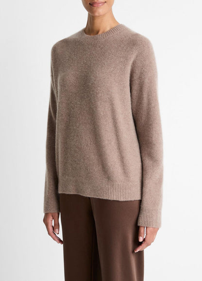 VINCE Women Plush Cashmere Crew Neck Sweater in Crew Neck