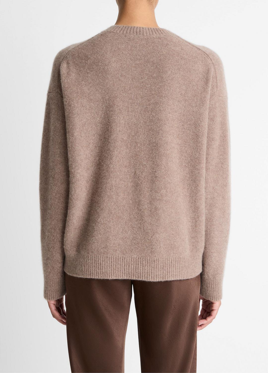 VINCE Women Plush Cashmere Crew Neck Sweater in Crew Neck