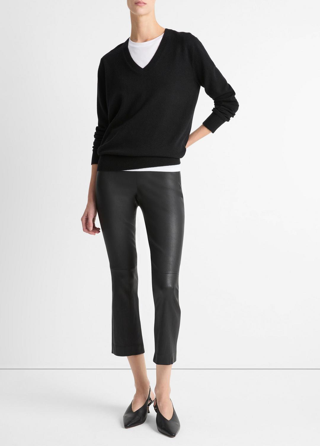 VINCE Women Cashmere Weekend V-Neck Sweater in V-Neck