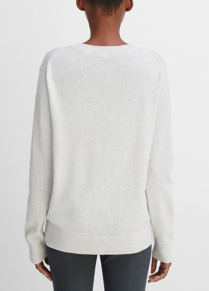 VINCE Women Cashmere Weekend V-Neck Sweater in V-Neck
