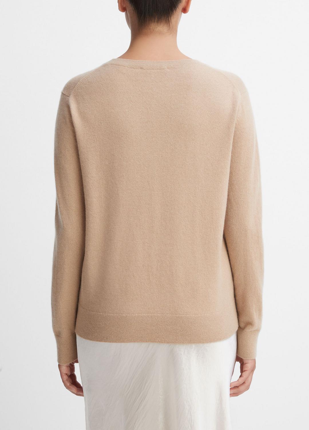 VINCE Women Cashmere Weekend V-Neck Sweater in V-Neck
