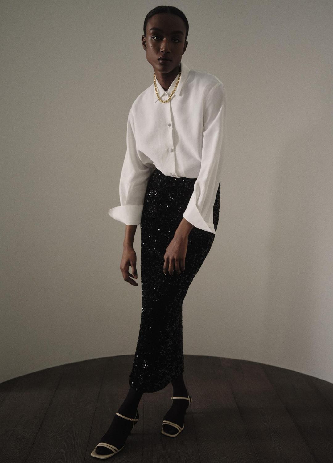 VINCE Women Refined Twill Covered-Button Shirt in Long Sleeve
