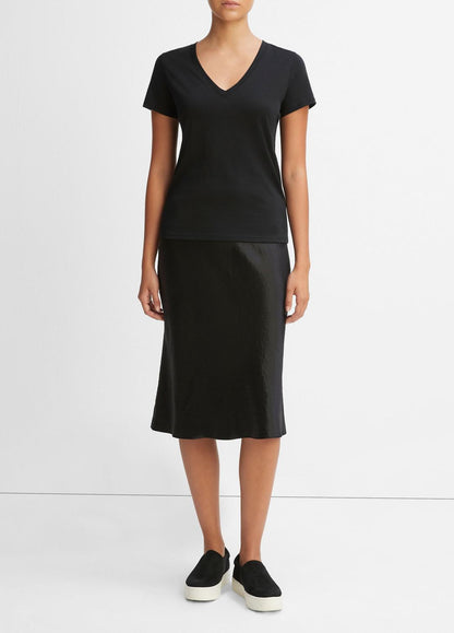 VINCE Women Essential Pima Cotton V-Neck T-Shirt in Short Sleeve