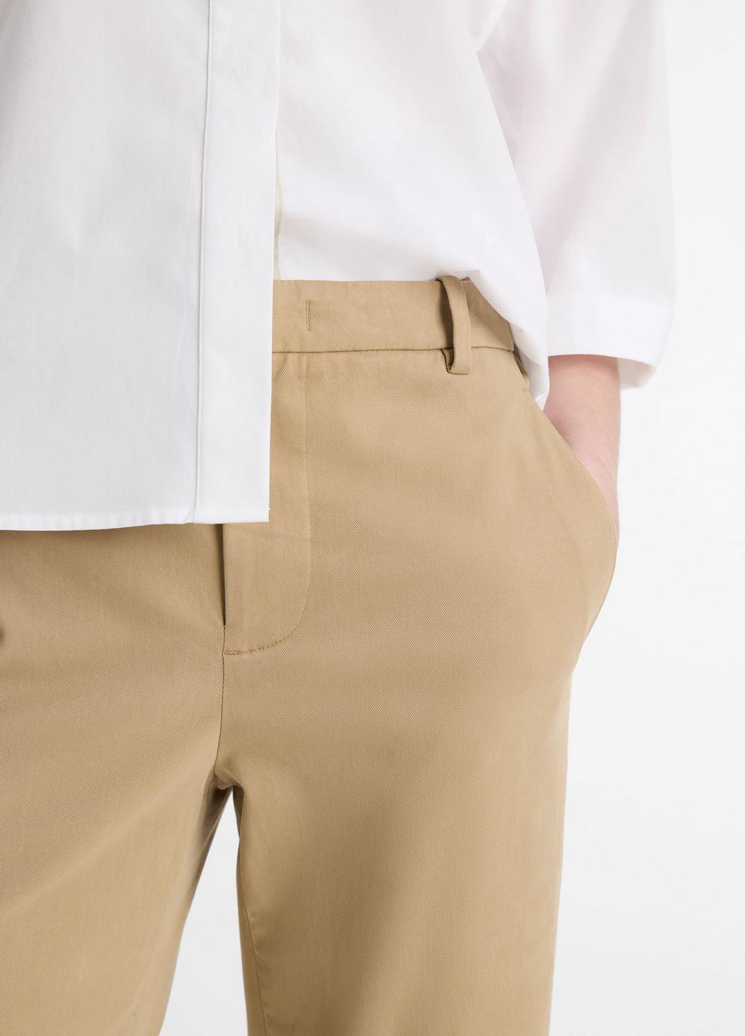 VINCE Women Avery Mid-Rise Italian Stretch-Cotton Chino Pant in Trousers