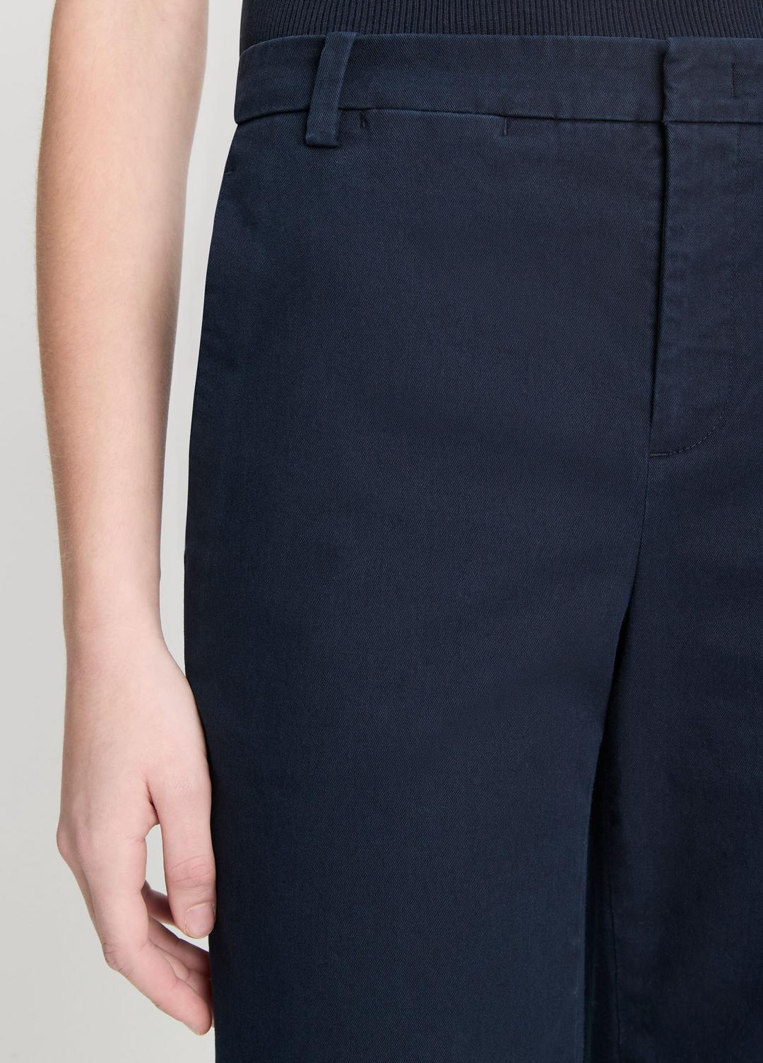 VINCE Women Italian Stretch-Cotton Chino Short in Shorts
