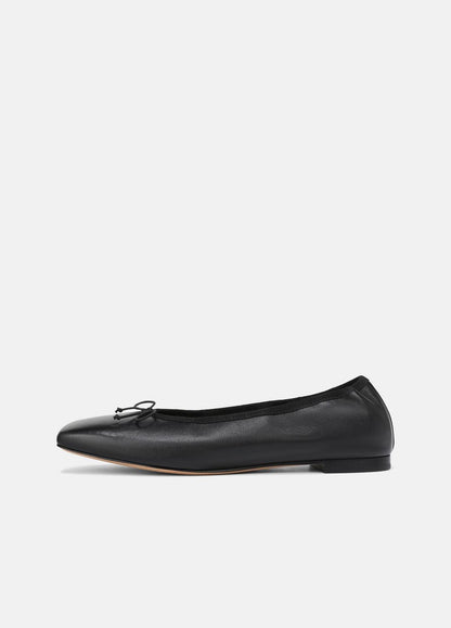 VINCE Women Darla Leather Ballet Flat in Loafers & Flats