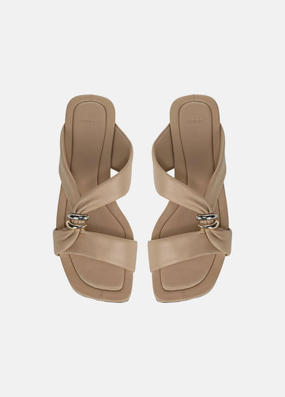 VINCE Women Vilma Leather Slide Sandal in Sandals