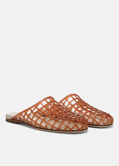 VINCE Women Barcelona Jelly Sandal in Sandals