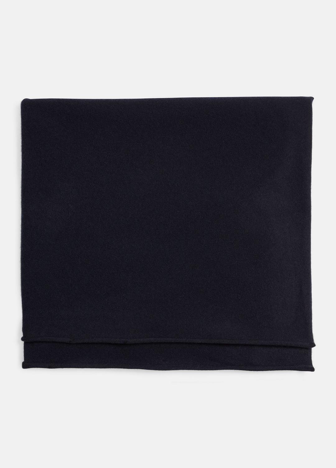 VINCE Women Plush Cashmere Blanket Wrap in Scarves & Hats