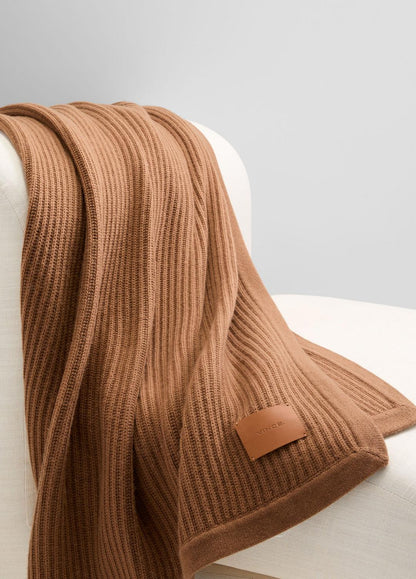 VINCE Women Wool and Cashmere Cardigan-Stitch Throw in Pillows & Blankets
