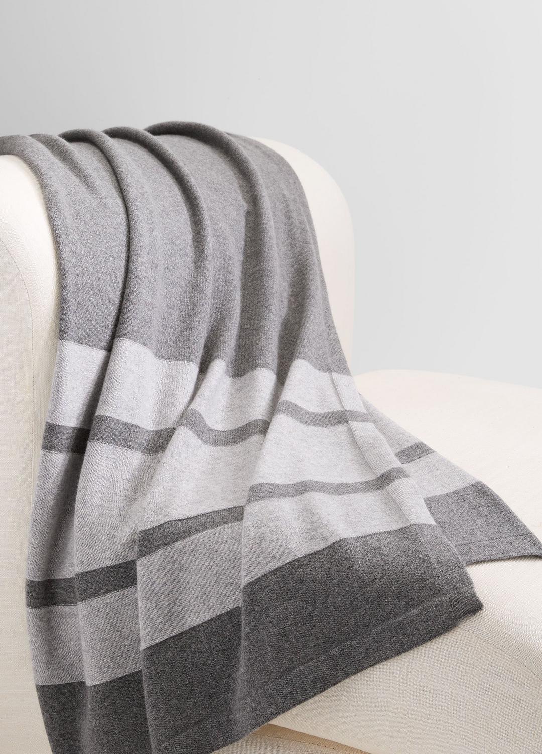 VINCE Women Cashmere Jersey Stripe Throw in Pillows & Blankets