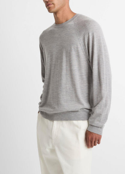 VINCE Men Featherweight Wool-Cashmere Crew Neck Sweater in Crew Neck