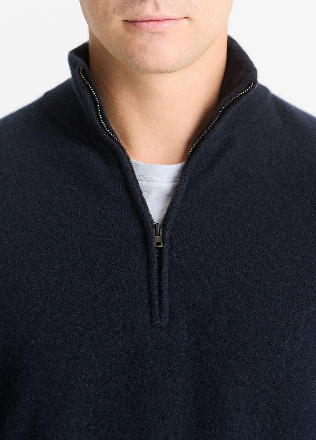 VINCE Men Plush Cashmere Quarter-Zip Sweater in Quarter Zip
