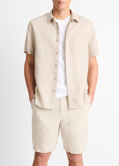 VINCE Men Linen Short-Sleeve Shirt in Short Sleeve
