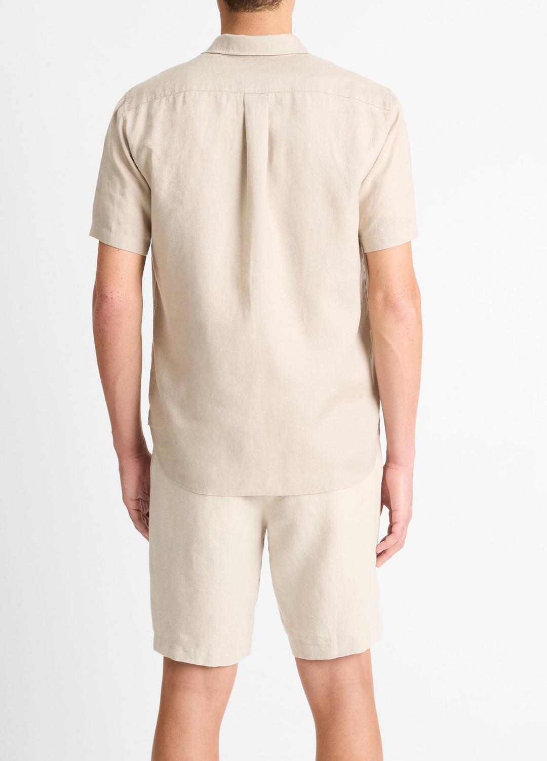 VINCE Men Linen Short-Sleeve Shirt in Short Sleeve