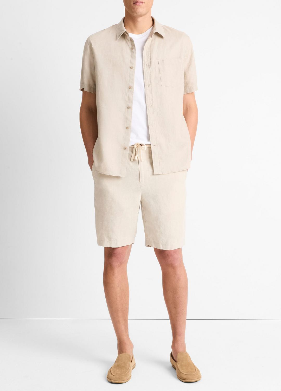 VINCE Men Linen Short-Sleeve Shirt in Short Sleeve