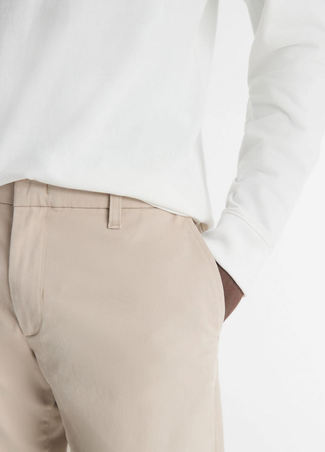 VINCE Men Dylan Slim Cotton Chino Pant in Trousers
