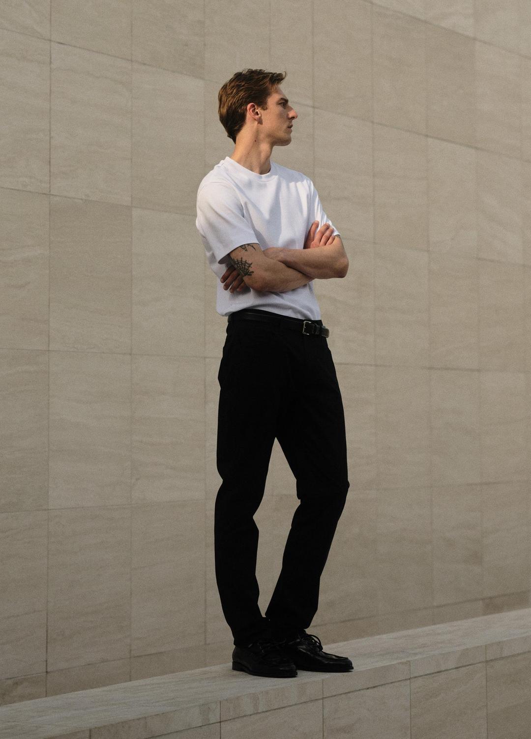 VINCE Men Dylan Slim Cotton Chino Pant in Trousers