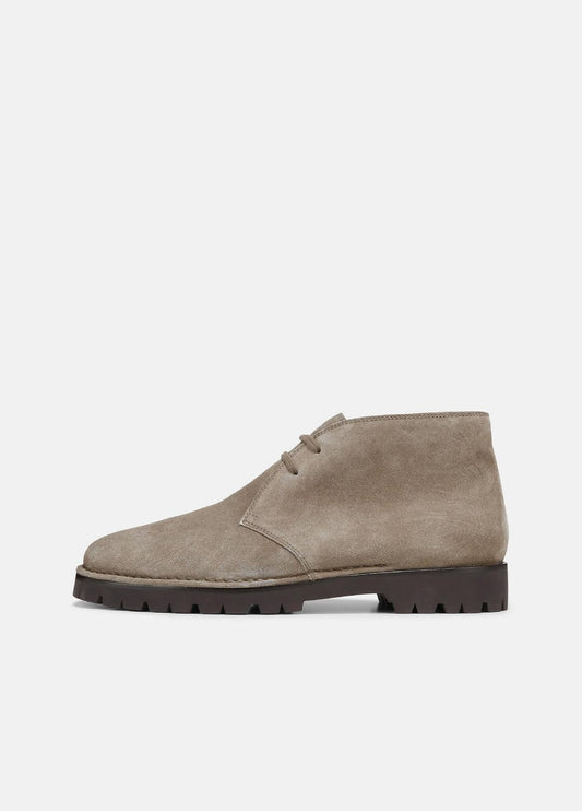 VINCE Men Jerome Chukka Boot in Boots