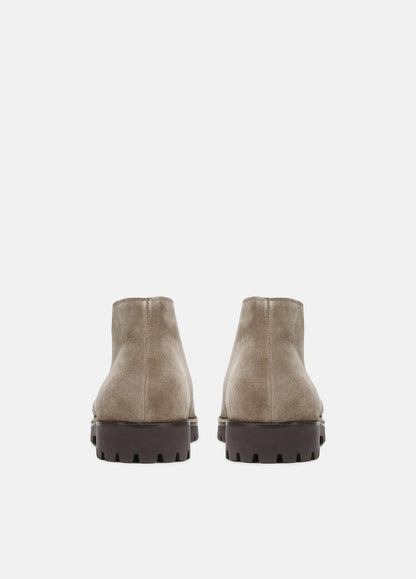 VINCE Men Jerome Chukka Boot in Boots