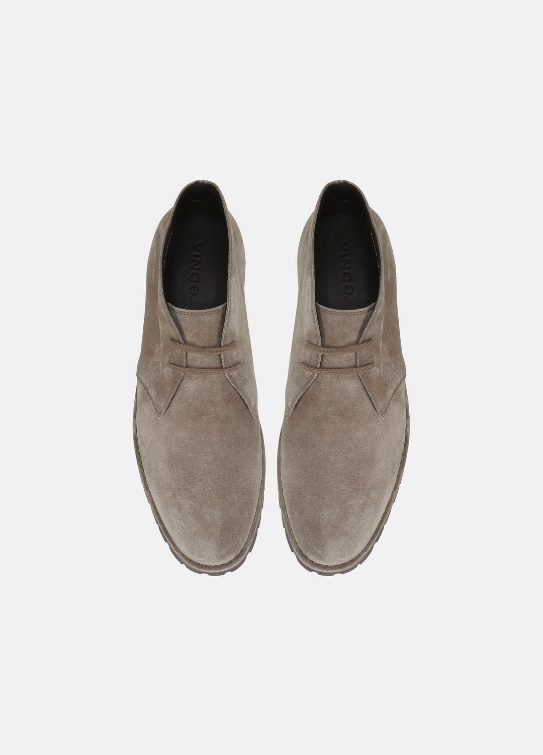 VINCE Men Jerome Chukka Boot in Boots
