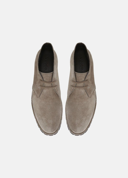 VINCE Men Jerome Chukka Boot in Boots