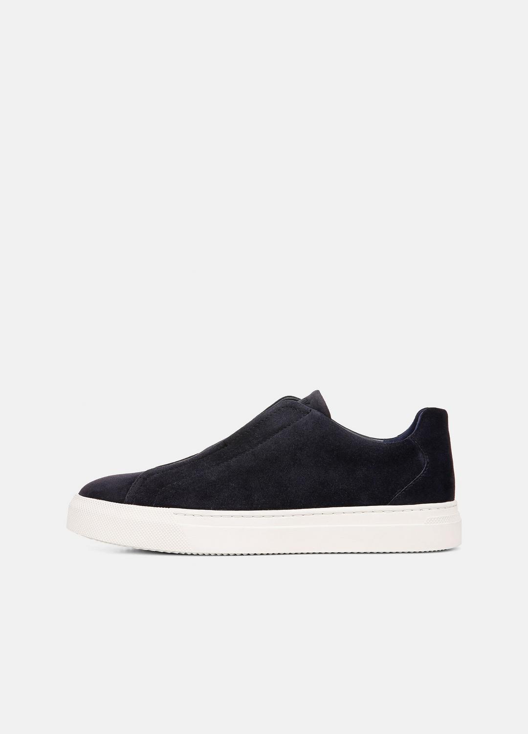VINCE Men Lakewood Suede Sneaker in Sneakers