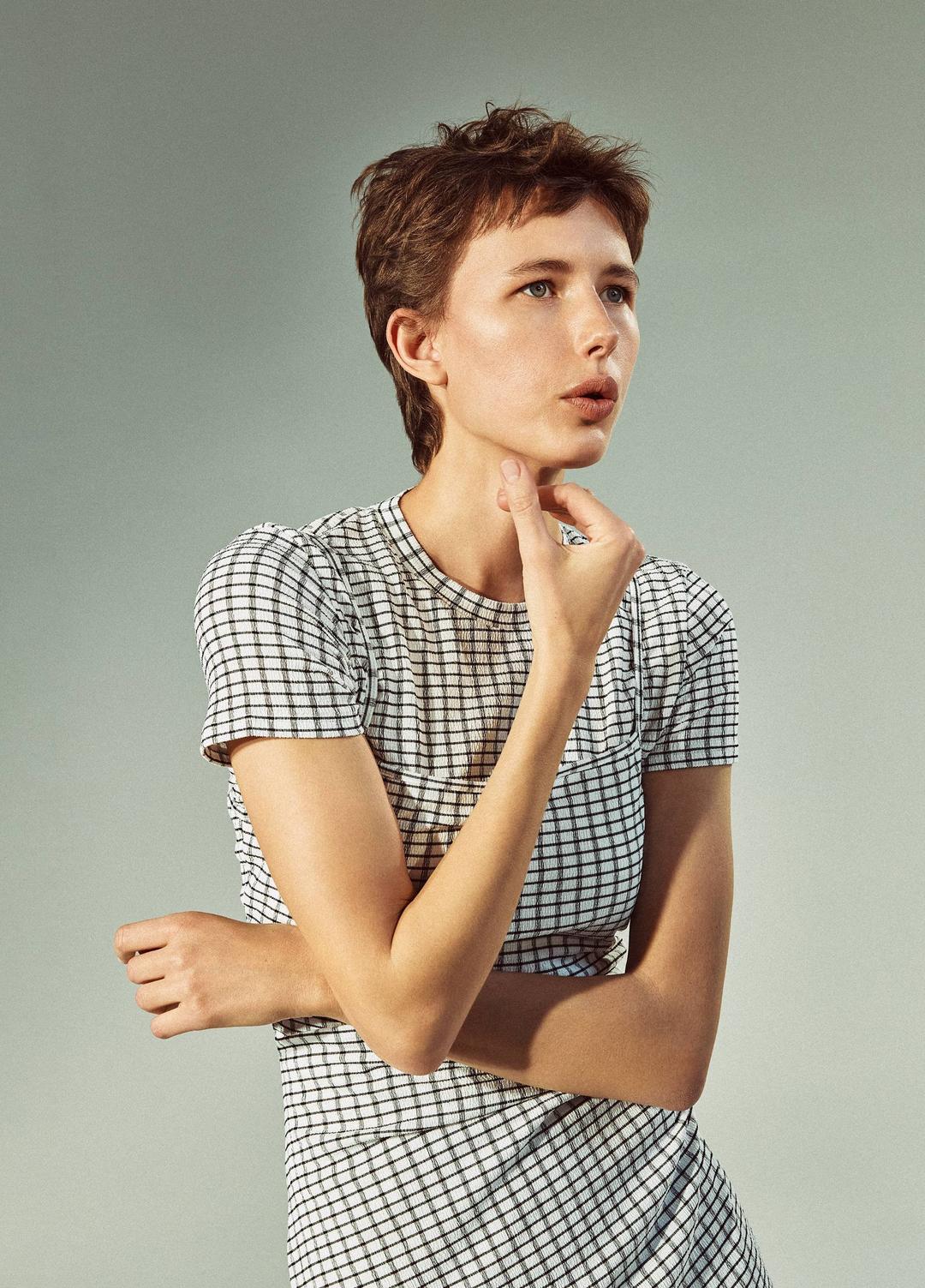 VINCE Sale Checked Smocked T-Shirt in Shirts & Tees